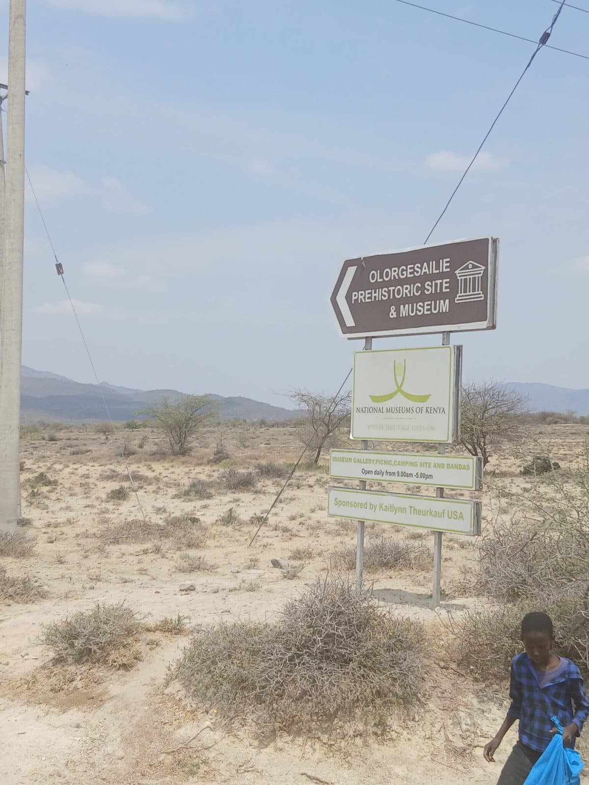 Signpost to the Olorgesailie Prehistoric Site and Museum